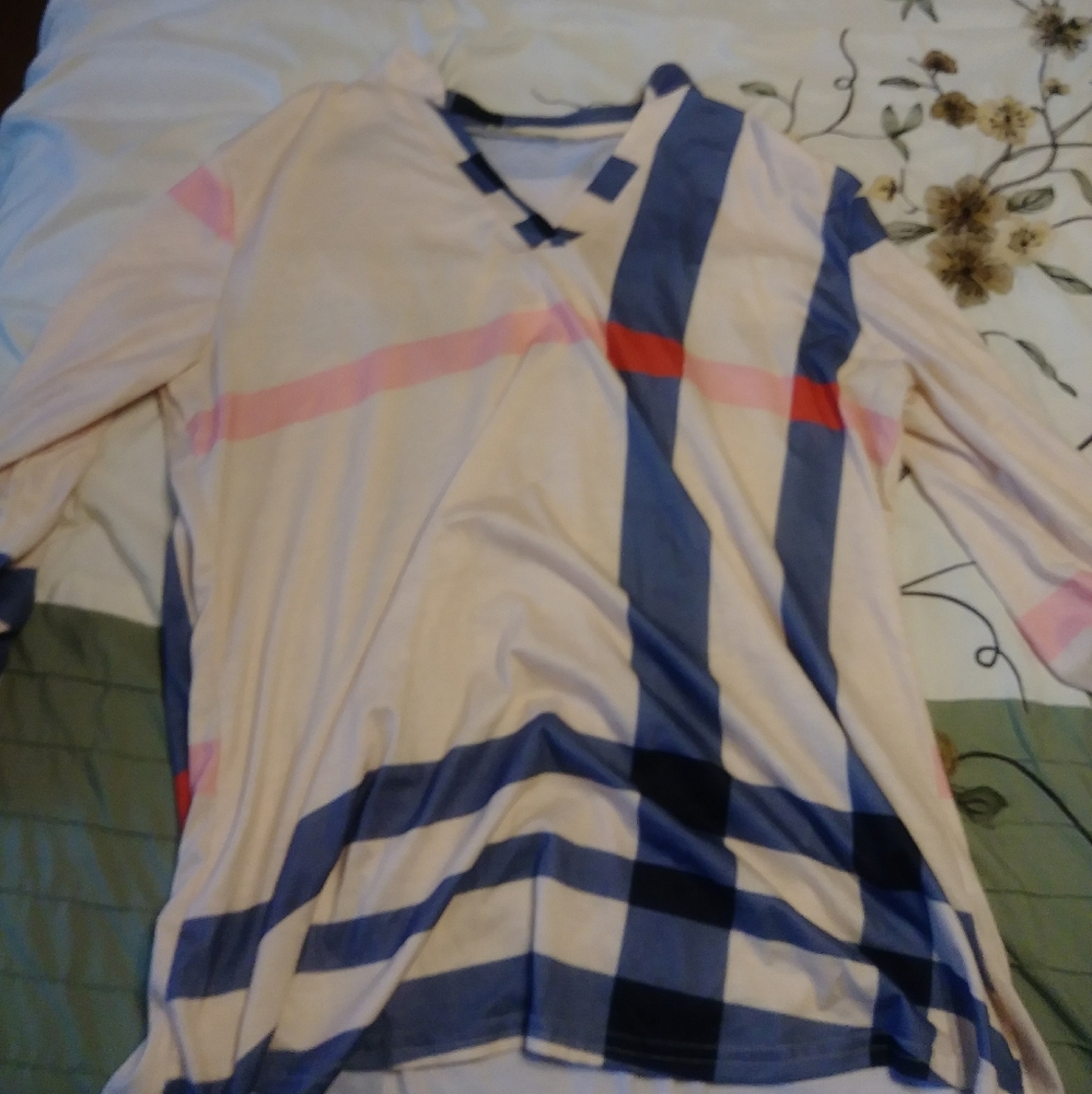 Long sleeve tee